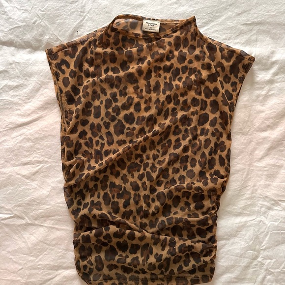 Abercrombie & Fitch Sheer Leopard Paloma Top - Picture 3 of 4
